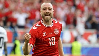 Eriksen convirtió para Dinamarca en la Eurocopa. Eriksen convirtió para Dinamarca en la Eurocopa.