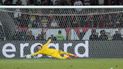 a pura epica: por penales y con muslera como heroe, estudiantes es finalista de la copa libertadores