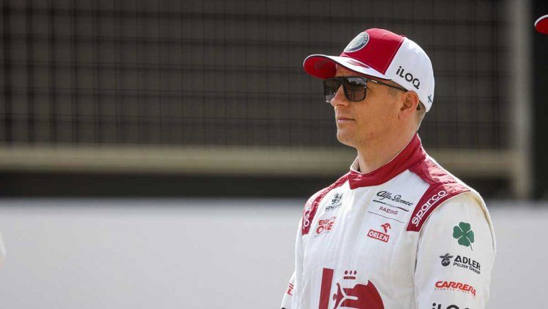 Kimi Räikkönen evalúa seguir un año más en la Fórmula 1 con Alfa Romeo