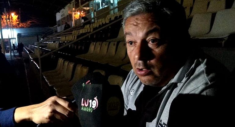 Bastías, el presidente del fútbol de Cipolletti: El ingreso era normal y de golpe y porrazo salieron unos gases...