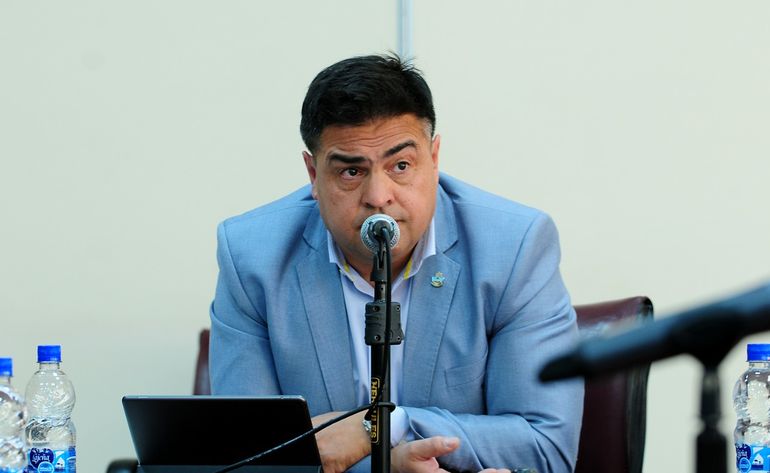 El diputado Javier Rivero preside la Comisión de Desarrollo Humano y Social en la Legislatura.