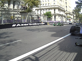 Franco Colapinto le pegó de lleno al muro con el lateral izquierdo del Williams / Foto @F1