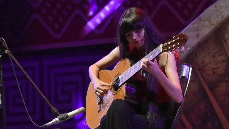 Sol Vázquez es una joven artista neuquina. Sol Vázquez es una joven artista neuquina.