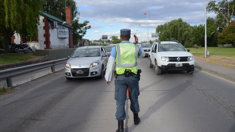 Intentó sobornar a un policía y ahora debe donar $5 mil