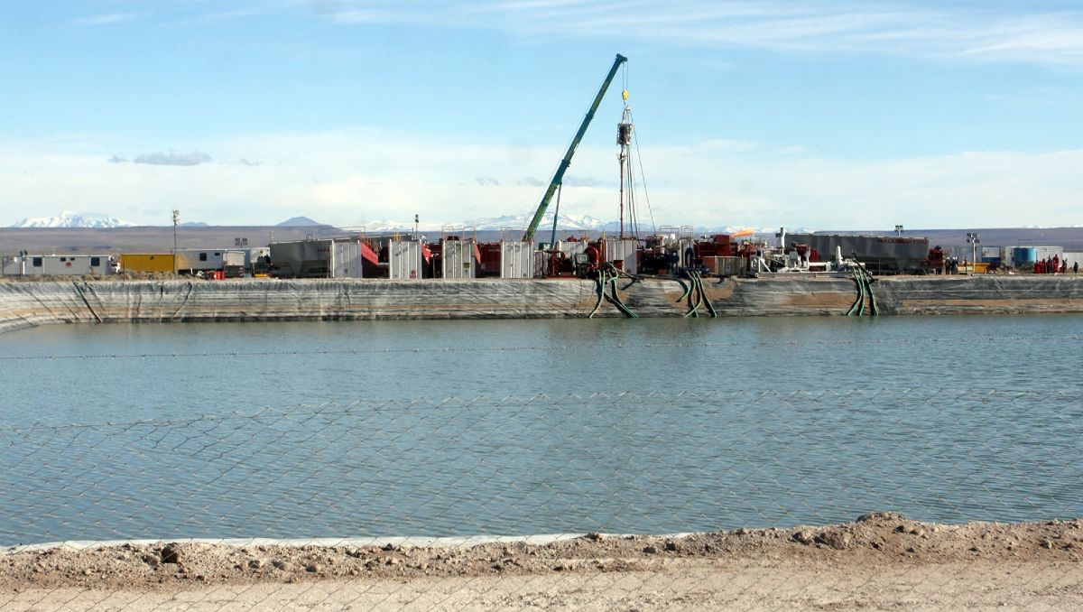 La historia del primer pozo multifracturado del país