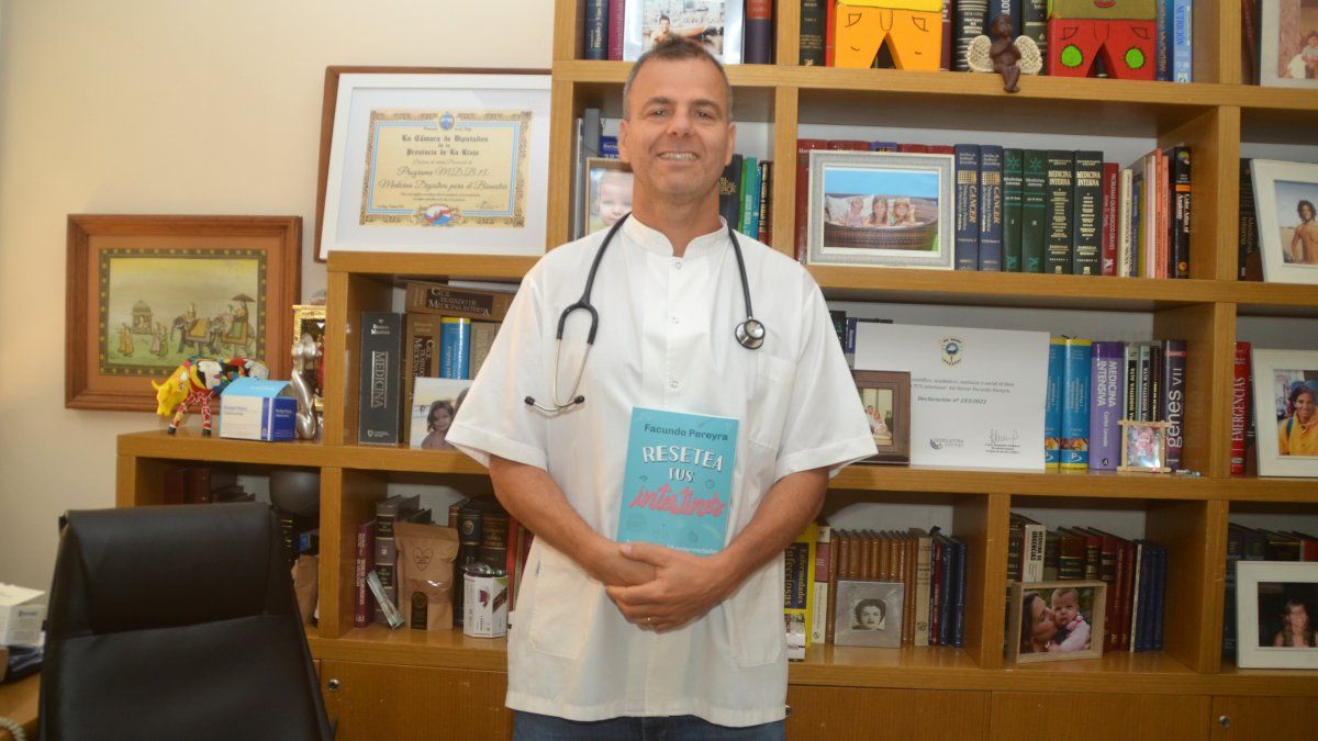 Facundo Pereyra, el doctor del libro que es un boom mundial