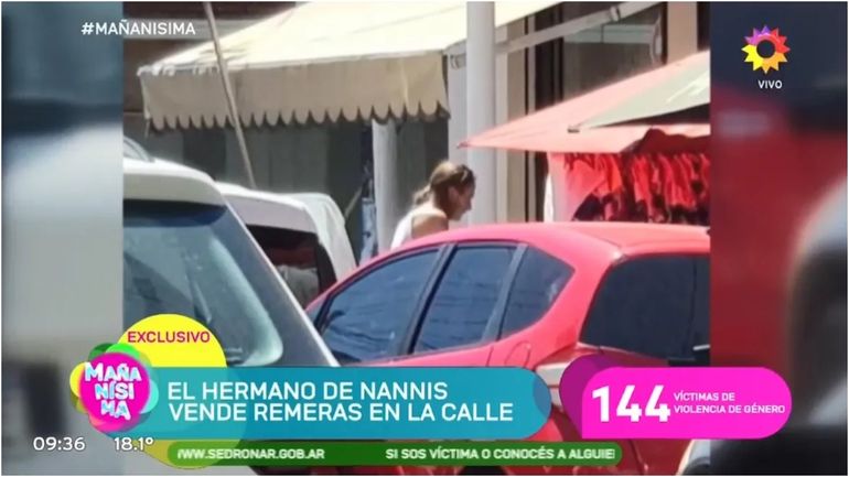 Gonzalo, el hermano de Mariana Nannis trabaja vendiendo en la calle Gonzalo, el hermano de Mariana Nannis trabaja vendiendo en la calle