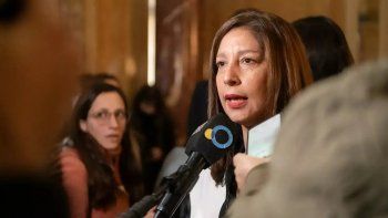 carreras sobre mascardi: estamos defendiendo la soberania de la patagonia carreras sobre mascardi: estamos defendiendo la soberania de la patagonia