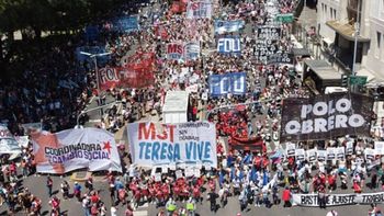 La marcha del miércoles será el primer testeo del protocolo antipiquetes de Bullrich. La marcha del miércoles será el primer testeo del protocolo antipiquetes de Bullrich.