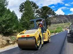 Las obras en las rutas se intensificarán. Las obras en las rutas se intensificarán.