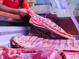 mal pronostico: se hunde el consumo de carne para el 2024 mal pronostico: se hunde el consumo de carne para el 2024