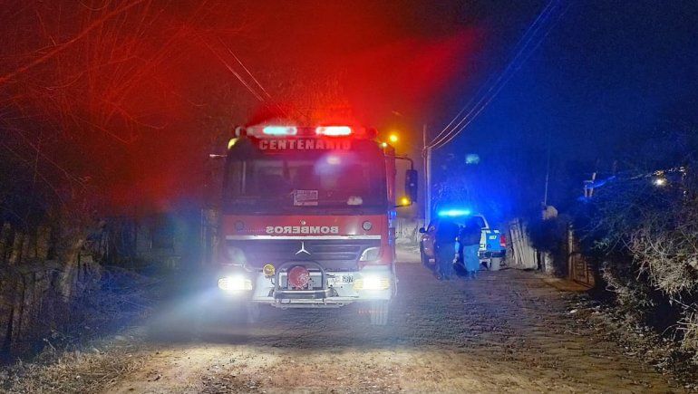 Incendios y tiroteos en Vista Alegre: el fuego consumió una casilla y una vivienda