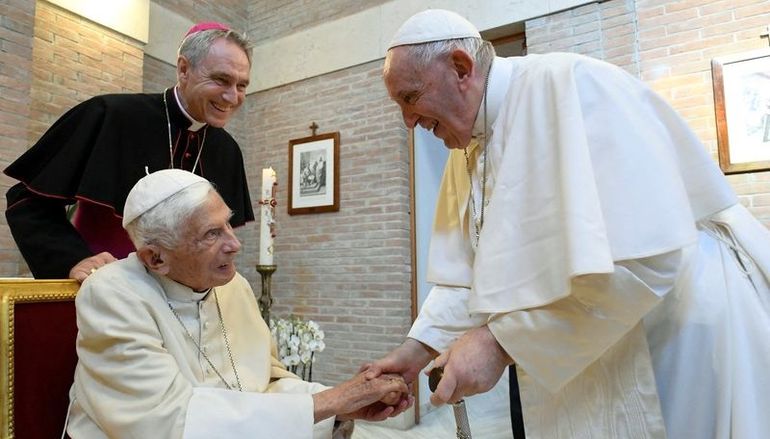 Murió Benedicto XVI: el papa emérito que revolucionó a la Iglesia con su renuncia