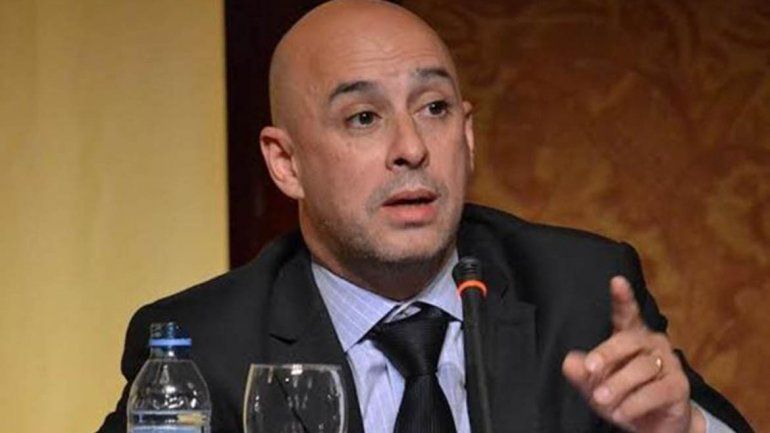 Tras el escándalo de la Superfinal, renunció el ministro de Seguridad porteño