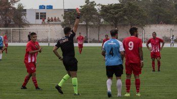 del penal para el rojo a la expulsion del emblema: ¿fue un robo? del penal para el rojo a la expulsion del emblema: ¿fue un robo?