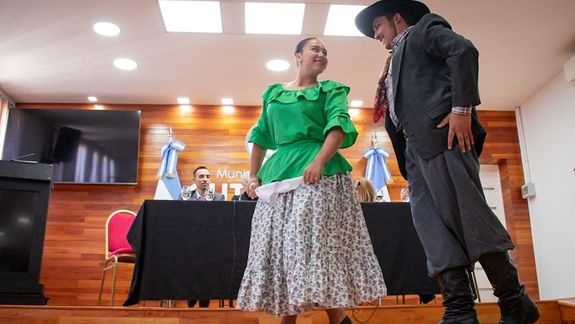 El Chaqueño Palavecino y Los Tekis estarán en la Fiesta del Folclore de Cutral Co
