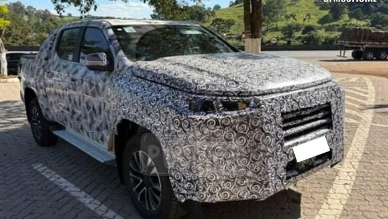 La nueva pickup Ram, captada con camuflaje en Brasil. Foto: Placa Verde. La nueva pickup Ram, captada con camuflaje en Brasil. Foto: Placa Verde.