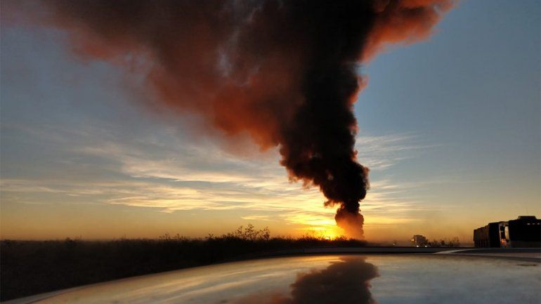 Añelo: tras el incendio, advierten que el problema de los residuos seguirá y más grave