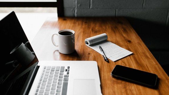 Soñar con trabajo significa que tenés mucho estrés