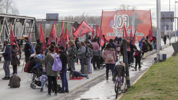Piqueteros no se bajan de las rutas sin una propuesta formal