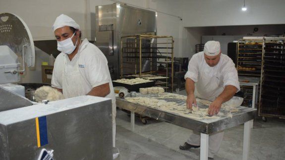 Panaderos denuncian aprietes por tener precios muy bajos
