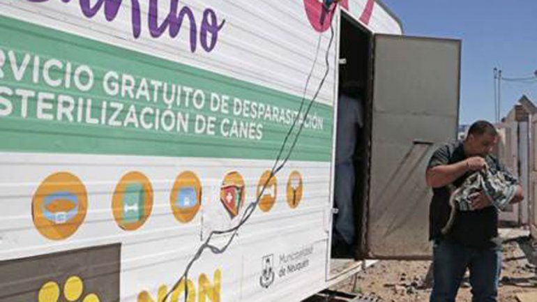 Mucha gente concurrió para castrar a su mascota.
