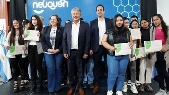 emplea neuquen: entregaron 400 certificados de formacion a jovenes y adultos emplea neuquen: entregaron 400 certificados de formacion a jovenes y adultos