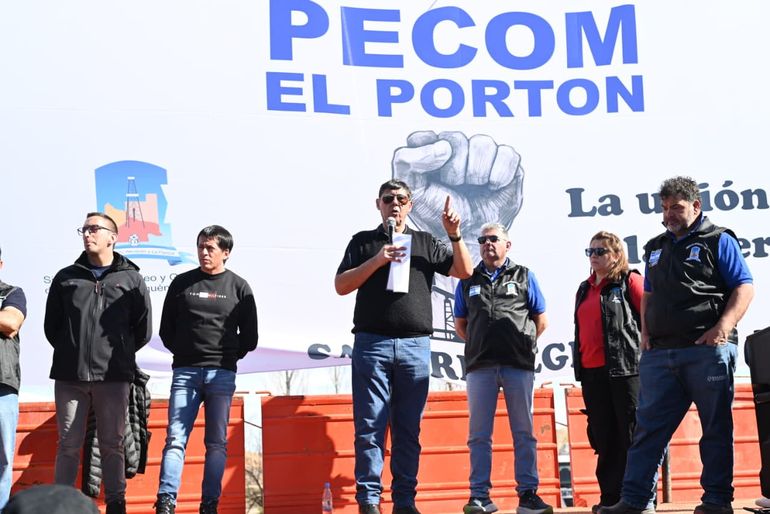 Confirman acuerdo para garantizar fuentes laborales de petroleros en El Portón