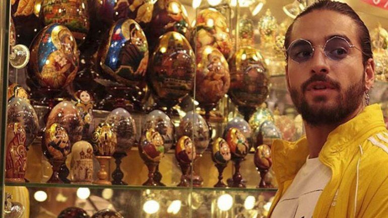 El cantante compartió su paseo en las redes sociales.