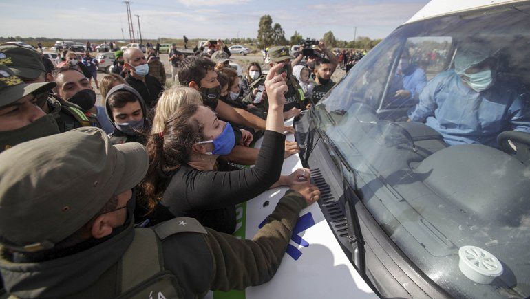 El médico de la ambulancia hizo la denuncia tras el bloqueo de los turistas