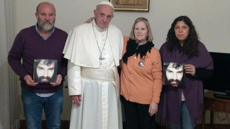 Francisco recibió a la mamá de Santiago