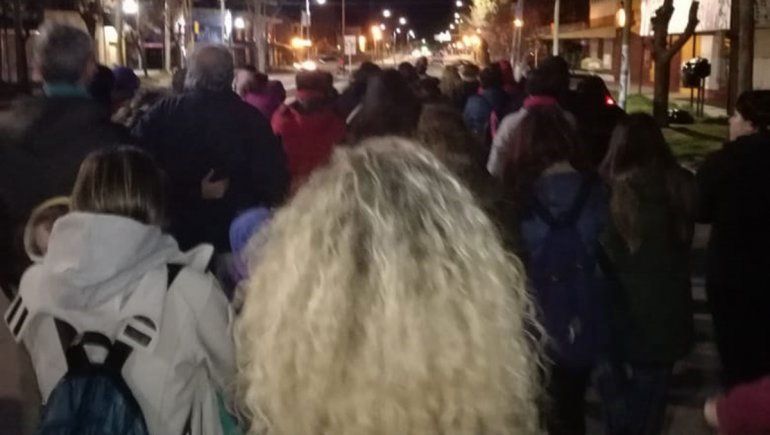 Vecinos de Plottier marcharon por el crimen de Cielo López