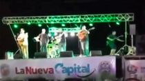 panico en chubut: una torre de luces cayo sobre los integrantes de una banda panico en chubut: una torre de luces cayo sobre los integrantes de una banda