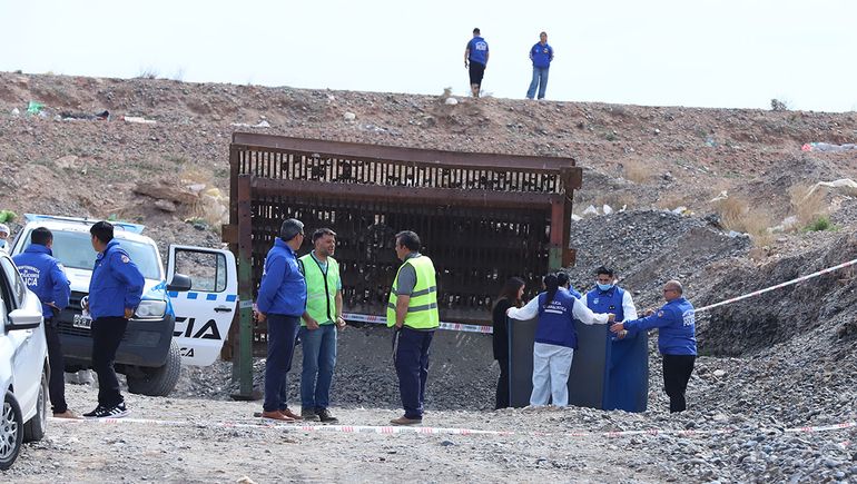 El cuerpo fue hallado en una cantera en la meseta neuquina 