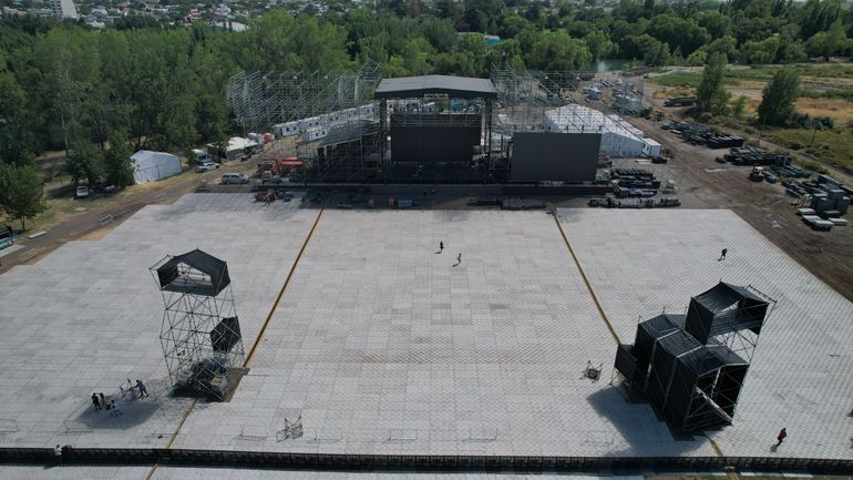 Fiesta de la Confluencia: así está el predio de la Isla 132