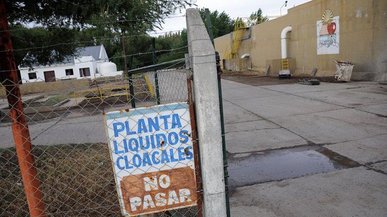 El municipio y la provincia deberán reparar la planta cloacal