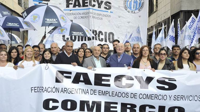 Desde el gremio que Empleados de Comercio anticiparon el acuerdo paritario alcanzado con las empresas. Desde el gremio que Empleados de Comercio anticiparon el acuerdo paritario alcanzado con las empresas.