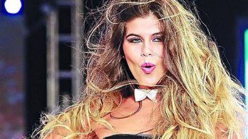 el millonario auto que conduce la nina loly en las calles de miami el millonario auto que conduce la nina loly en las calles de miami