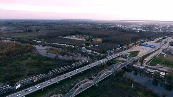Así se ven los puentes carreteros desde el aire