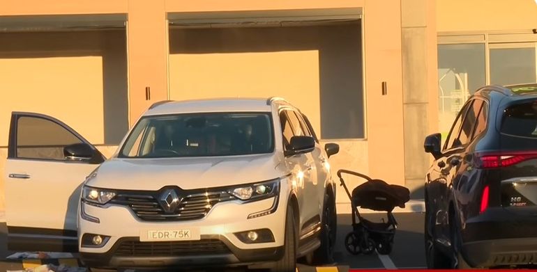 Un bebé murió y su hermano está grave tras ser atropellados en el estacionamiento de un centro comercial en Australia. Un bebé murió y su hermano está grave tras ser atropellados en el estacionamiento de un centro comercial en Australia.