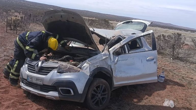 Sin respiro en las rutas neuquinas: dos vuelcos similares en menos de un día