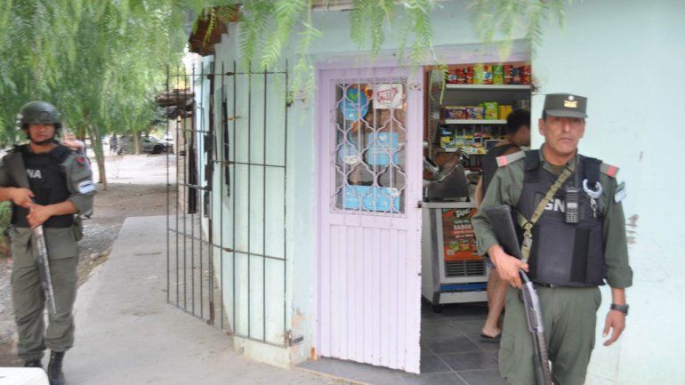 Desbaratan la banda narco del ex futbolista Neira