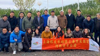 empresarios chinos, interesados en las cerezas de la region