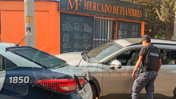 secuestraron en el chanar una camioneta robada en neuquen y buscan al conductor que se dio a la fuga secuestraron en el chanar una camioneta robada en neuquen y buscan al conductor que se dio a la fuga