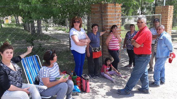 Mariano Moreno: vecinos protestan por falta de agua