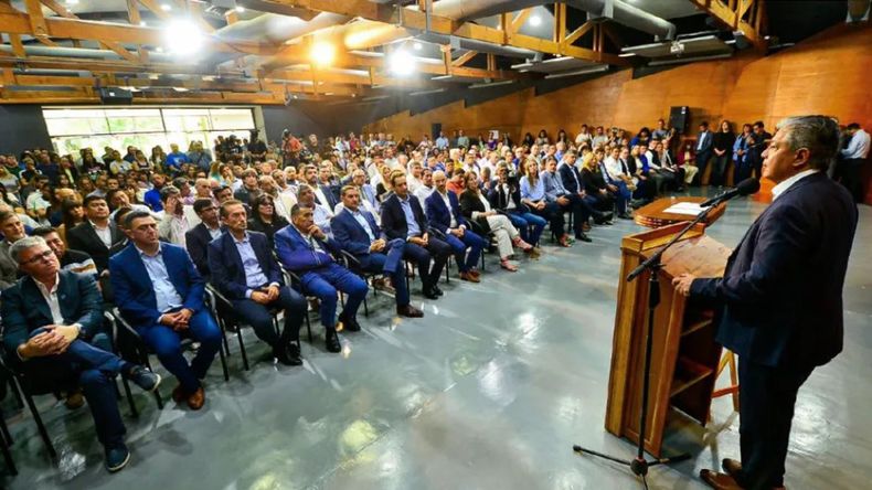 Neuquén anunció la entrega de 20 mil soluciones habitacionales para los próximos dos años | LM Neuquen Neuquén anunció la entrega de 20 mil soluciones habitacionales para los próximos dos años