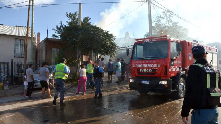 Flor de susto por un incendio que logran controlar a tiempo