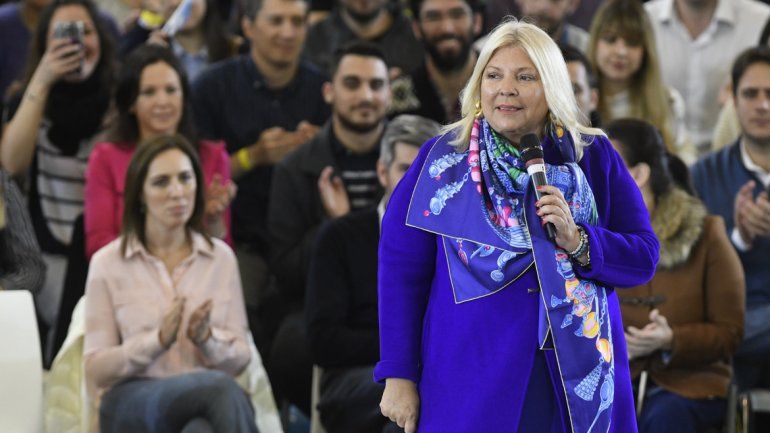 La precandidata a diputada habló de esclavitud y uso de los pobres.