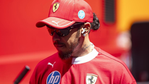 el dramatico momento que atraviesa lewis hamilton