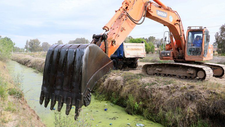 Los vecinos no colaboran con la limpieza y el mantenimiento.
